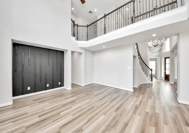 Photo 2 of Single family home for sale at 8727 Silver Crst Ln, Missouri City, TX 77459 | MLS# 89832468 | Listing updated on 2026-09-12