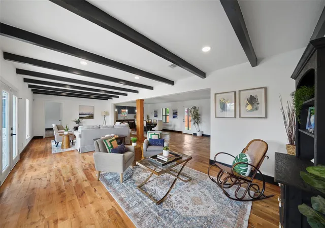 4th image of 701 W 39Th St, Houston, TX 77018 | MLS# 29809700