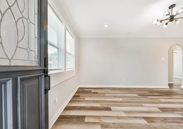Photo 3 of Single family home for sale at 7 Gulf Ln, Galveston, TX 77550 | MLS# 2641127 | Listing updated on 2026-08-08