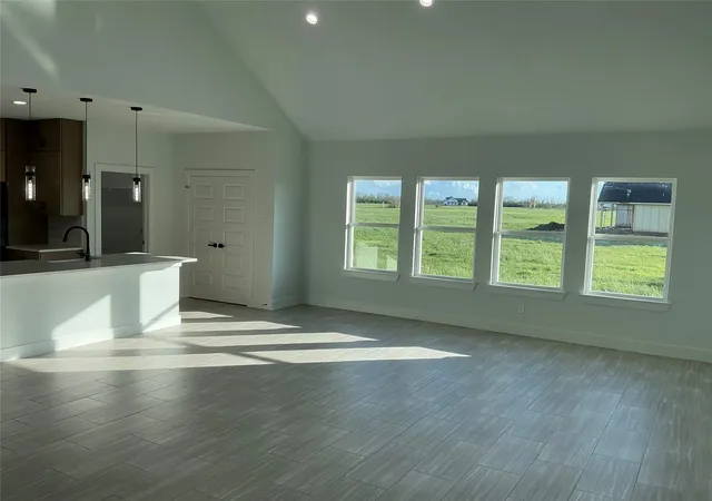 Photo 3 of Single family home for sale at 471 Buffalo Trl, Angleton, TX 77515 | MLS# 67276938 | Listing updated on 2026-09-15