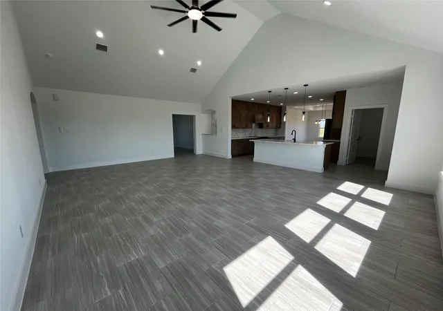 Photo 3 of Single family home for sale at 471 Buffalo Trl, Angleton, TX 77515 | MLS# 67276938 | Listing updated on 2026-09-15
