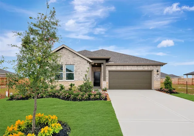 2nd image of 564 Day Station Dr, Dayton, TX 77535 | MLS# 52488569