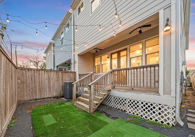 Photo 3 of Sale Pending at 519 E 28th Street, Houston, TX 77008 | MLS# 97328583 | Listing updated on 2026-09-18