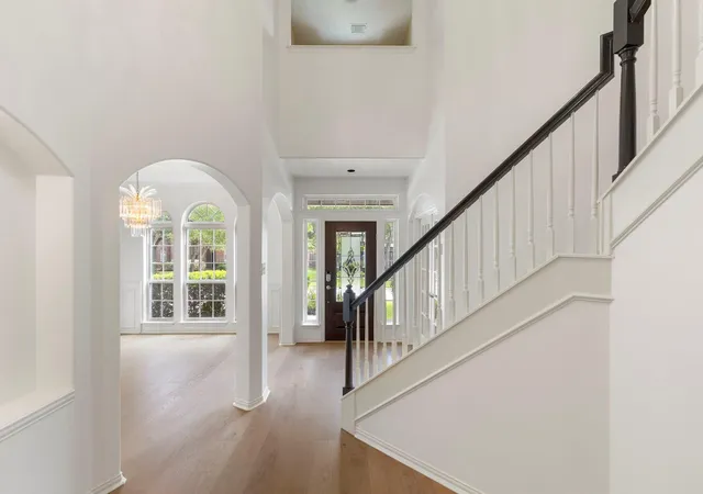 5th image of 7 Renoir Trail Pl, Spring, TX 77382 | MLS# 73636365