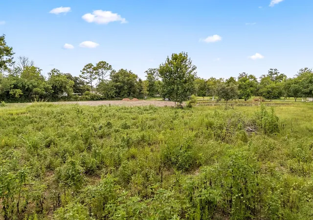 3rd image of 19231 County Road 927A, Alvin, TX 77511 | MLS# 85947772