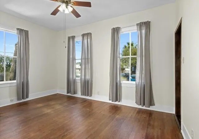 Photo 3 of Single family home for sale at 2417 Ave M, Galveston, TX 77550 | MLS# 483398 | Listing updated on 2026-05-18