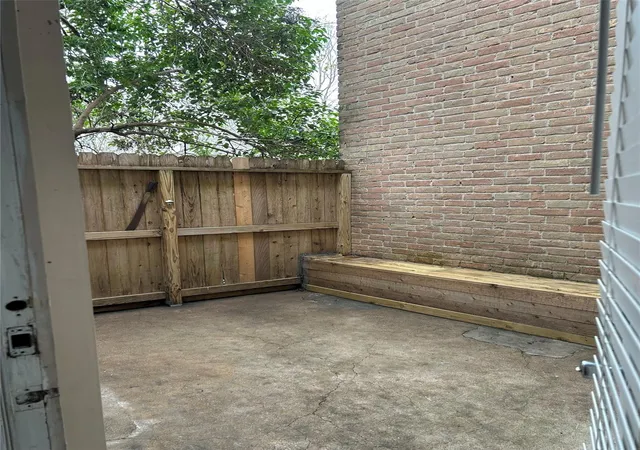 14th image of 3745 Thistlemont Dr, Houston, TX 77042 | MLS# 92331491