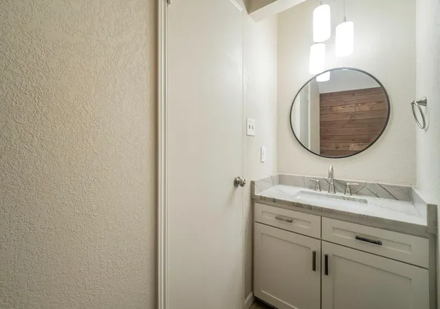4th image of 2304 Keel Ct, Willis, TX 77318 | MLS# 75287658