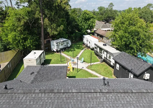 Photo 3 of Single family home for sale at 723 Fawn Ct, Houston, TX 77015 | MLS# 22473894 | Listing updated on 2026-09-24