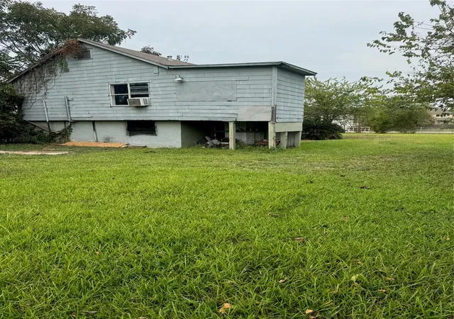 3rd image of 3612 Crane St, Houston, TX 77026 | MLS# 97673677