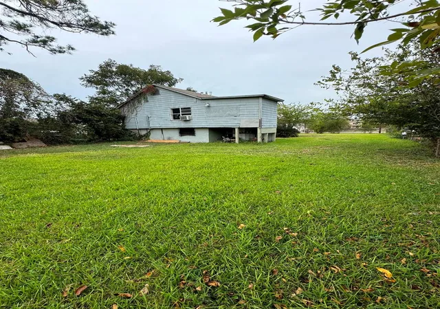 5th image of 3612 Crane St, Houston, TX 77026 | MLS# 97673677