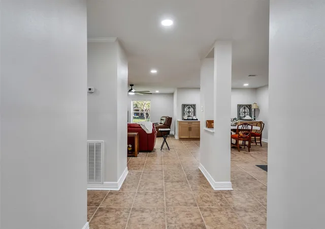 Photo 4 of Single family home for sale at 312 County Road 201, Angleton, TX 77515 | MLS# 69081257 | Listing updated on 2026-09-12
