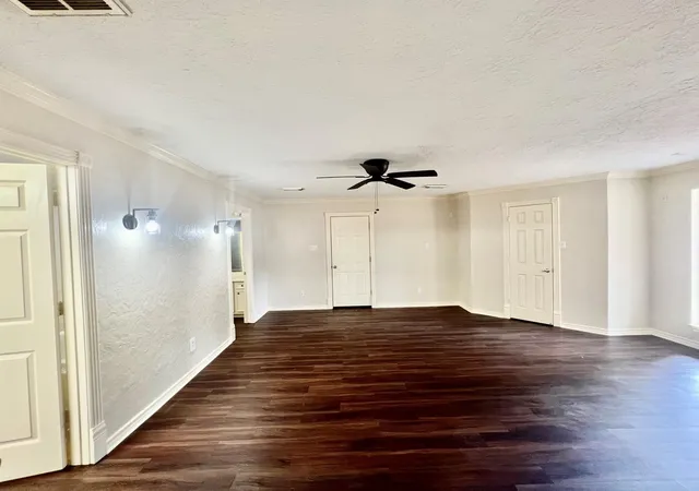 Photo 2 of Single family home for sale at 14385 Old Humble Pipeline Rd, Conroe, TX 77302 | MLS# 33337049 | Listing updated on 2026-06-28