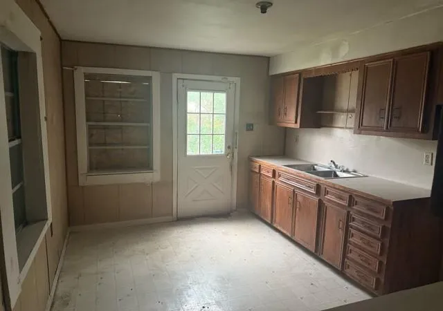 2nd image of 1053 Marjorie St, Houston, TX 77088 | MLS# 61641174