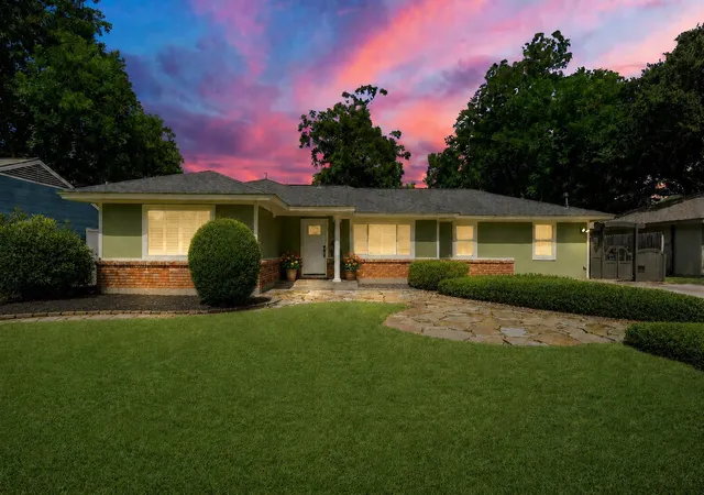 1st image of 410 Kyle St, Sugar Land, TX 77478 | MLS# 12986756