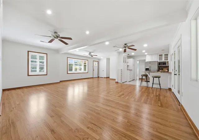 5th image of 410 Kyle St, Sugar Land, TX 77478 | MLS# 12986756