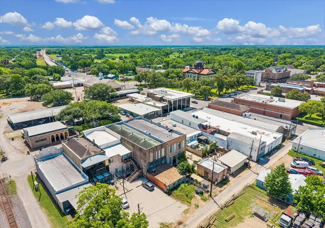 20th image of 1008 Milam St, Columbus, TX 78934 | MLS# 18601635