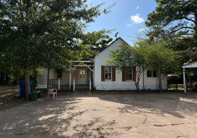 1st image of 31826 Waller Tomball Rd, Waller, TX 77484 | MLS# 12293011