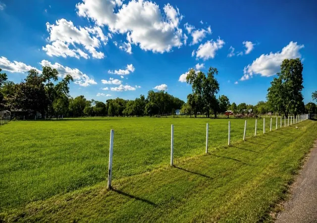 Photo 4 of Land for sale at 6322 County Rd 42, Rosharon, TX 77583 | MLS# 43838941 | Listing updated on 2026-09-01