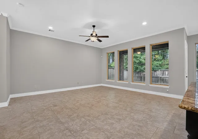 Photo 4 of Townhouse for sale at 27 Daffodil Meadow Pl, Tomball, TX 77375 | MLS# 26534447 | Listing updated on 2026-08-18