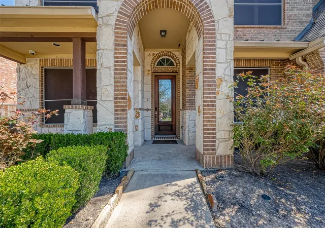 Photo 1 of Single family home for sale at 22002 Flashing Ridge Dr, Spring, TX 77389 | MLS# 93852179 | Listing updated on 2026-02-13