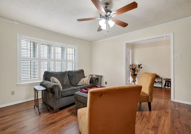 5th image of 1022 Rose Cir, College Station, TX 77840 | MLS# 33818594