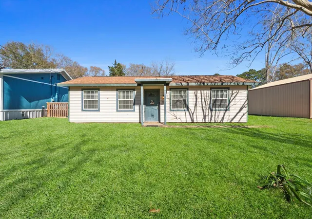 Photo 2 of Single family home for sale at 192 Miller Rd, Livingston, TX 77351 | MLS# 27845861 | Listing updated on 2026-09-10