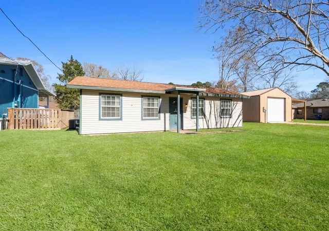 Photo 4 of Single family home for sale at 192 Miller Rd, Livingston, TX 77351 | MLS# 27845861 | Listing updated on 2026-09-10