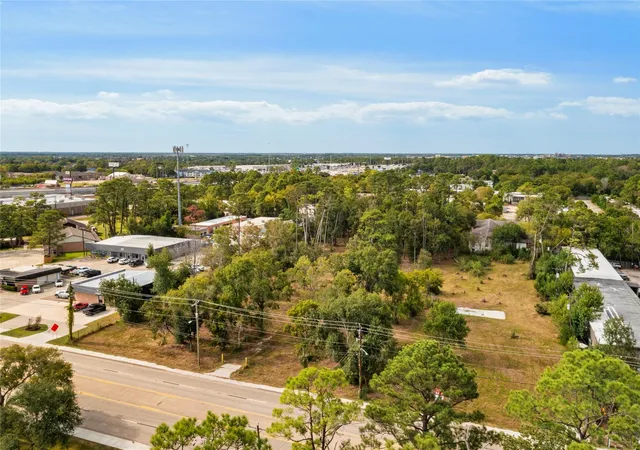 3rd image of 417 41St St, Dickinson, TX 77539 | MLS# 56903111