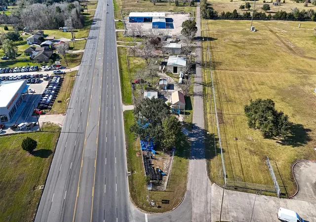 1st image of 2900 W Hwy 6, Alvin, TX 77511 | MLS# 3608718