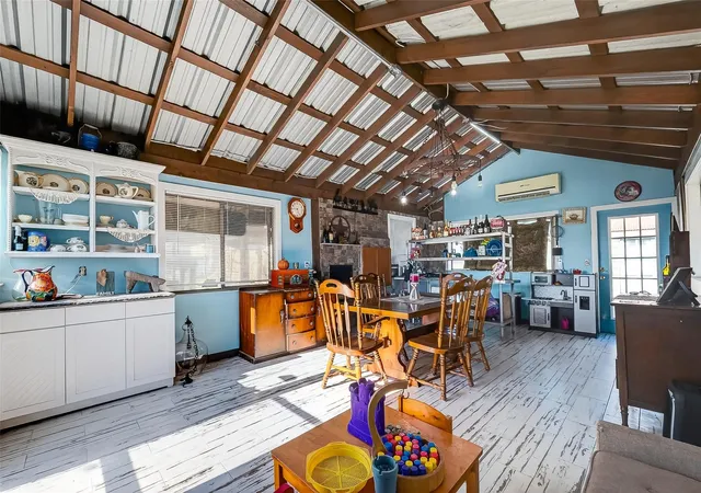 Photo 3 of Single family home for sale at 2900 West Hwy 6, Alvin, TX 77511 | MLS# 3608718 | Listing updated on 2026-05-14