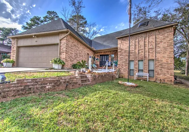Homes for sale in Conroe, TX | 52 Cherry Hill Dr, Conroe, TX 77304 | MLS# 19280305