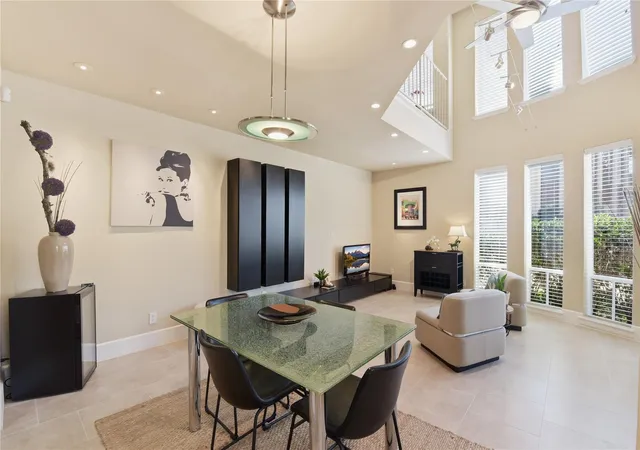 5th image of 2409 Bering Dr #21, Houston, TX 77057 | MLS# 87574510