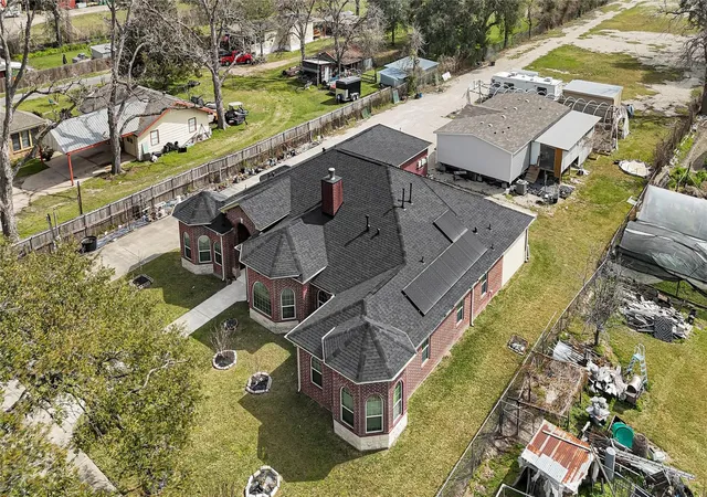 Photo 3 of Single family home for sale at 6519 Breen Dr, Houston, TX 77086 | MLS# 45347767 | Listing updated on 2026-05-16