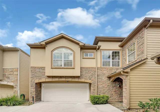 3rd image of 5712 Cornish St #2B, Houston, TX 77007 | MLS# 95353745