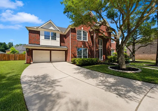 3rd image of 26306 Eden Point Ct, Katy, TX 77494 | MLS# 89612212