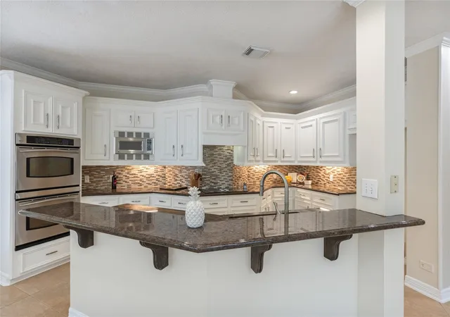 Photo 4 of Sale Pending at 14122 Champion Village Dr, Houston, TX 77069 | MLS# 49591643 | Listing updated on 2026-09-03