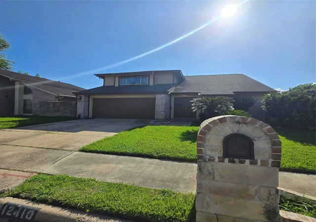 Photo 1 of Sale Pending at 12410 Seaswept Dr, Houston, TX 77071 | MLS# 5435088 | Listing updated on 2026-09-19