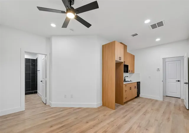 4th image of 3315 Nettleton St, Houston, TX 77004 | MLS# 48831599
