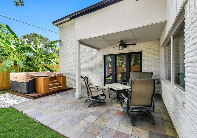 Photo 3 of Single family home for sale at 4406 Benning Dr, Houston, TX 77035 | MLS# 26128464 | Listing updated on 2026-09-15