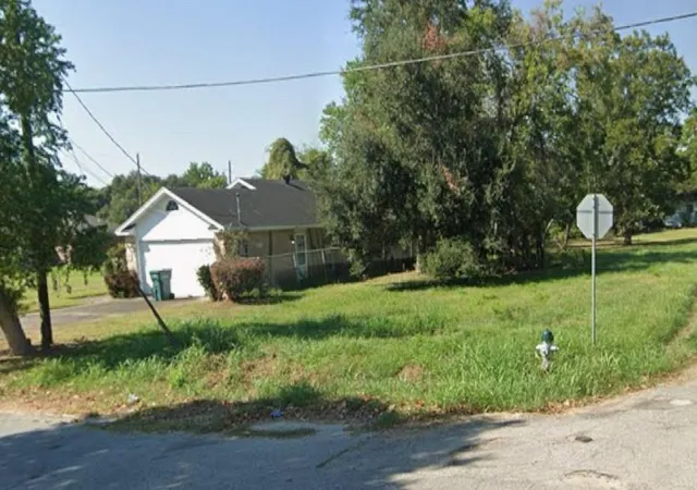 Photo 3 of Land for sale at 0 Lincoln St, Beaumont, TX 77701 | MLS# 14199714 | Listing updated on 2026-06-29