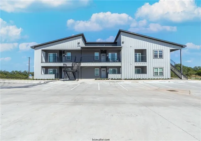 1st image of 1326 Prairie Dr #621, Bryan, TX 77803 | MLS# 67780168