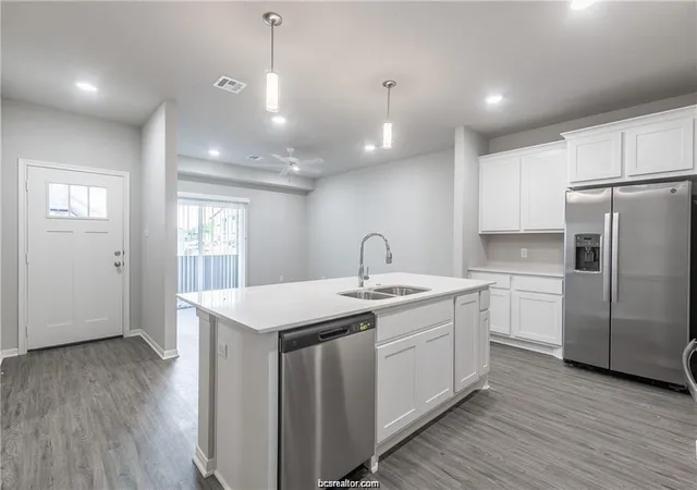 4th image of 1326 Prairie Dr #621, Bryan, TX 77803 | MLS# 67780168