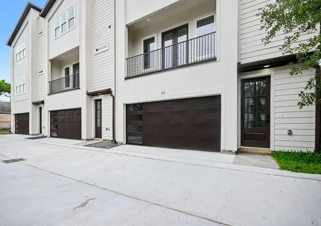 Photo 3 of Single family home for sale at 119 Milby St, Houston, TX 77003 | MLS# 67559045 | Listing updated on 2026-07-22
