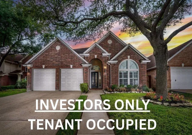 Photo 1 of Single family home for sale at 1211 Campton Ct, Houston, TX 77055 | MLS# 59621305 | Listing updated on 2026-07-15