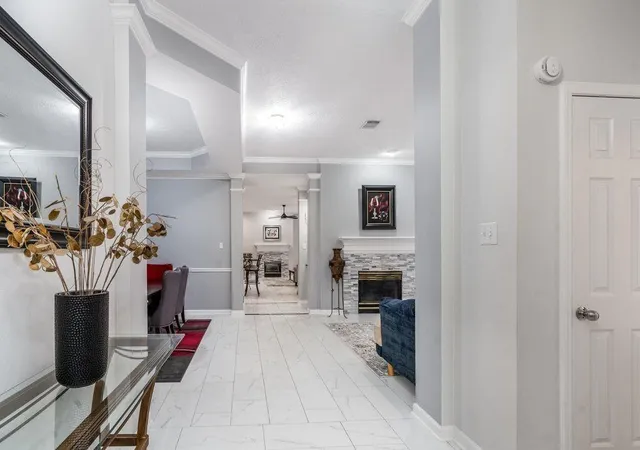 Photo 4 of Single family home for sale at 1211 Campton Ct, Houston, TX 77055 | MLS# 59621305 | Listing updated on 2026-07-15