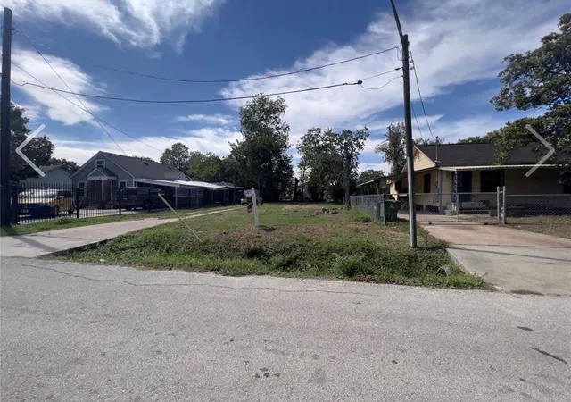 Photo 3 of Land for sale at 4013 Hain St, Houston, TX 77009 | MLS# 53522211 | Listing updated on 2026-02-20