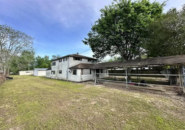 4th image of 207 S 5Th St, Highlands, TX 77562 | MLS# 44726927