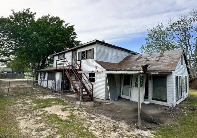 5th image of 207 S 5Th St, Highlands, TX 77562 | MLS# 44726927