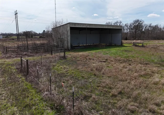 5th image of 9300 County Road 420, Navasota, TX 77868 | MLS# 25367179
